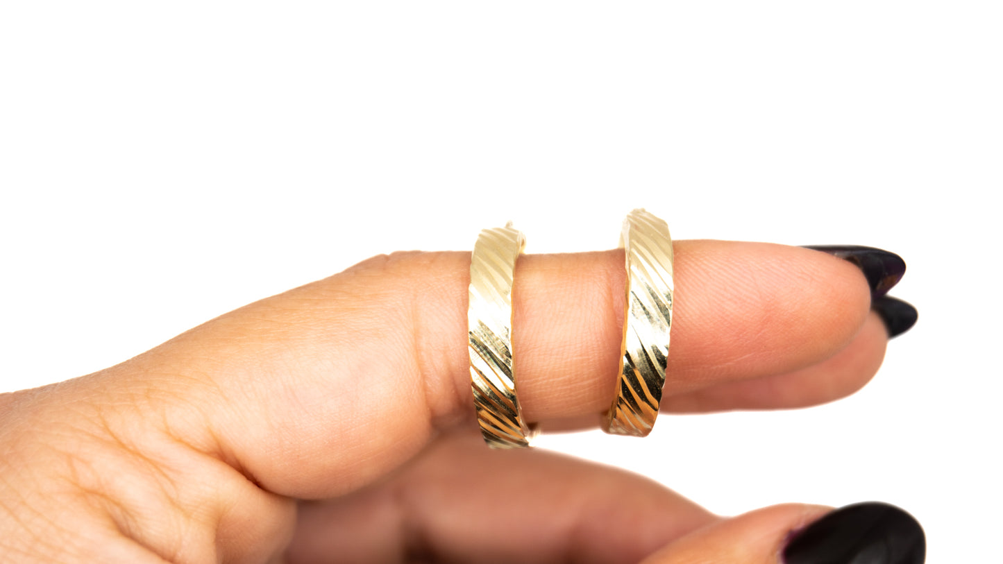 Stria Hoops